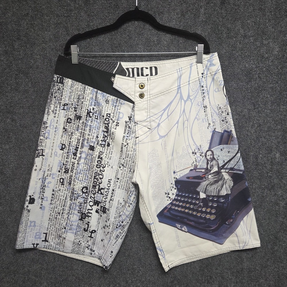 More Core Division MCD Board Shorts Mens 36 11" Inseam Swim Trunks Y2K